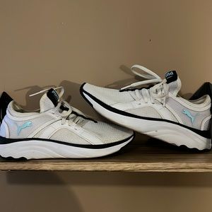 Puma soft ride shoes